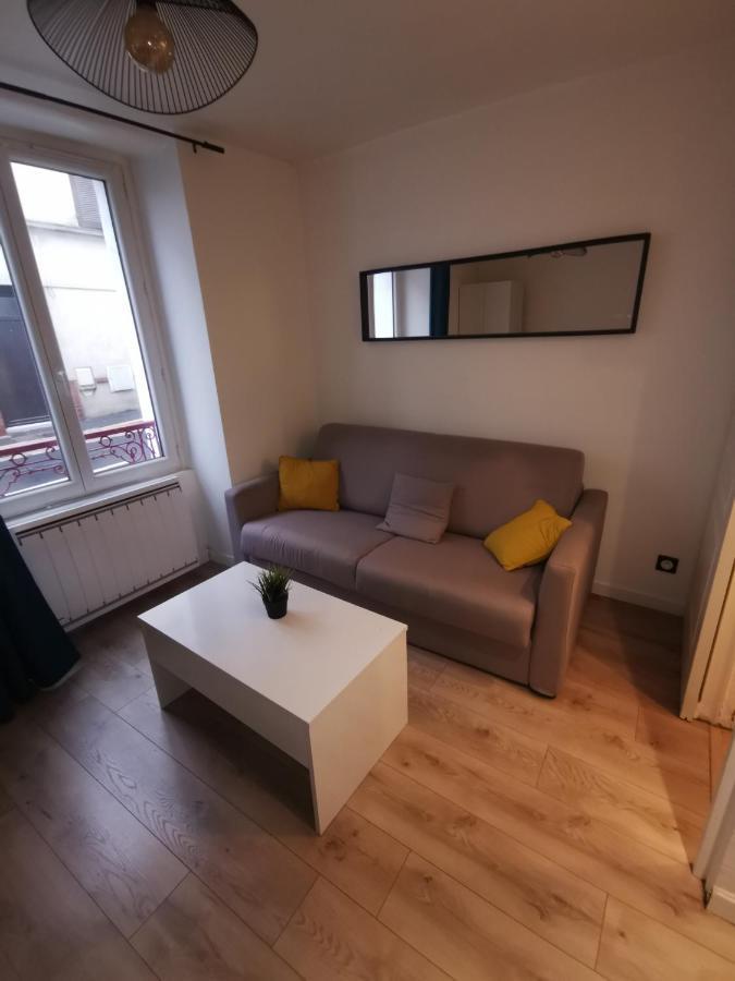 Appartement Au Coeur De La Ville De タヴェルニー エクステリア 写真