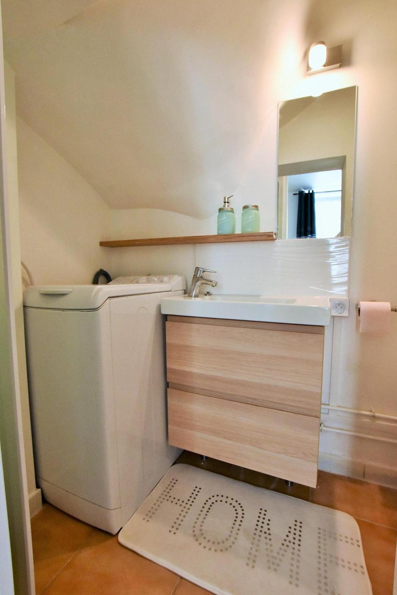 Appartement Au Coeur De La Ville De タヴェルニー エクステリア 写真